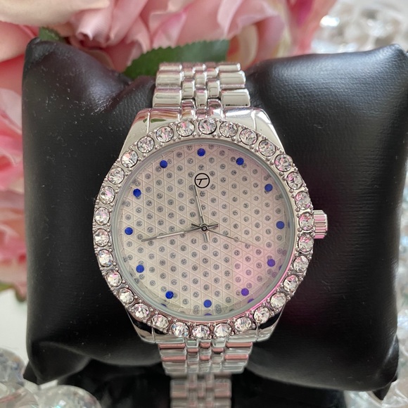 Men’s bling iced out silver flashy cuban watch - Picture 2 of 6